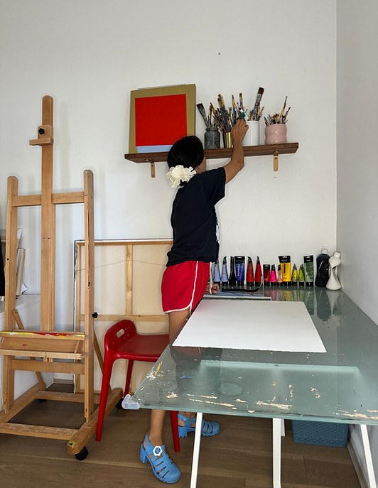 Rosa Lopez in the studio
